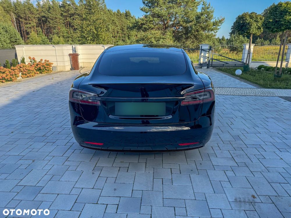 Tesla Model S Performance - 7