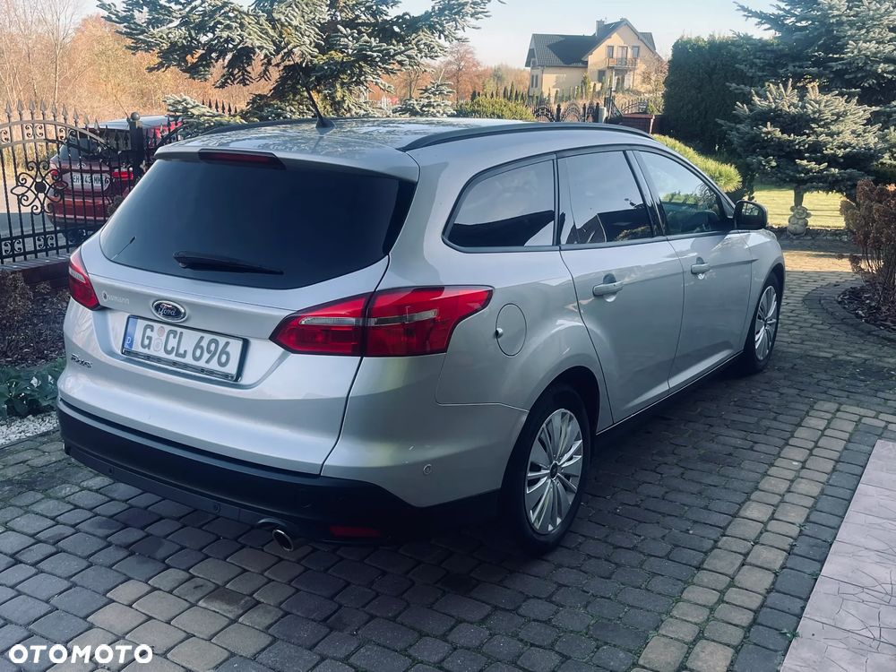 Ford Focus - 4