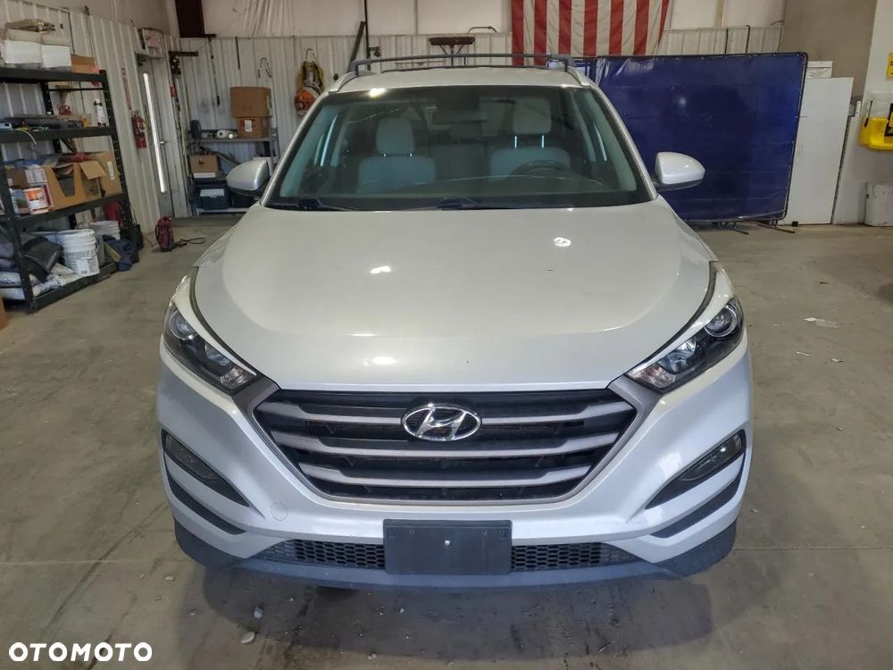Hyundai Tucson 1.6 GDi 2WD DCT Premium - 5