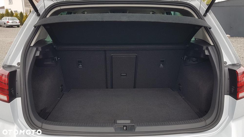 Volkswagen Golf 1.6 TDI BMT Comfortline - 12