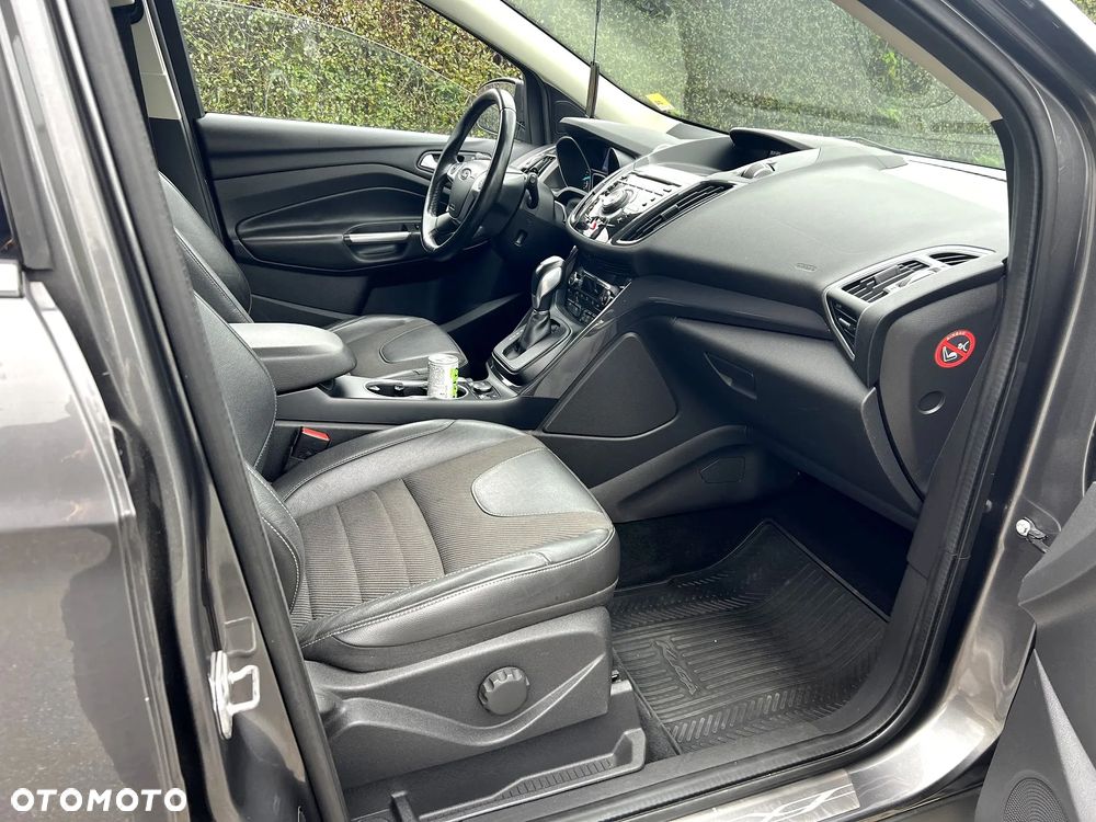 Ford Kuga 1.5 EcoBoost 4WD Titanium - 19