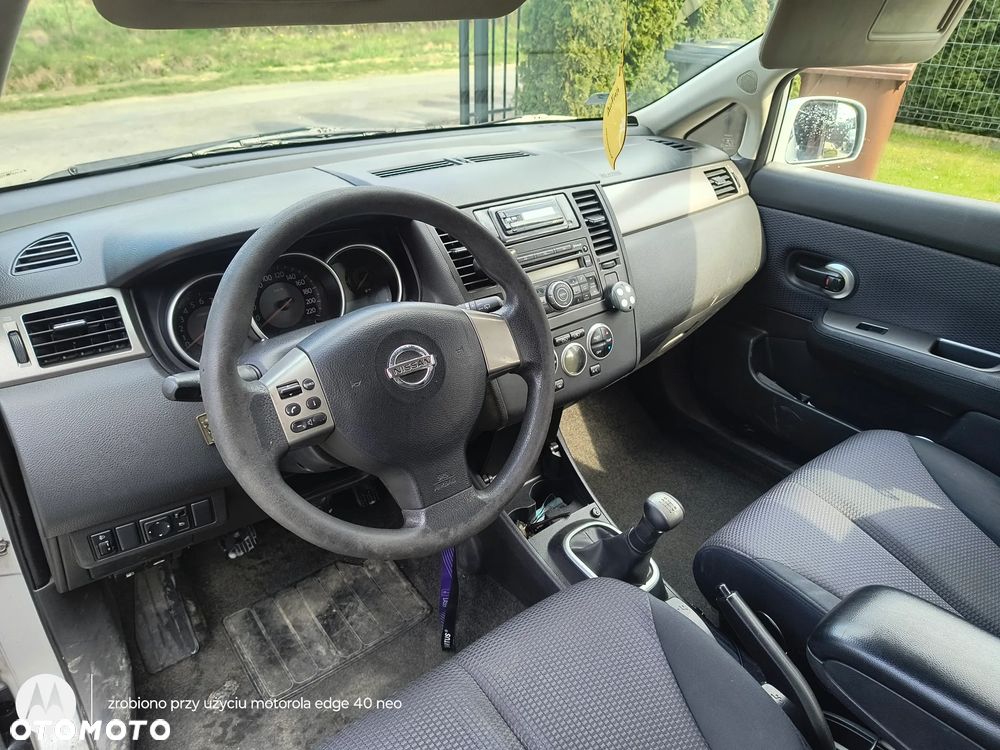 Nissan Tiida - 11