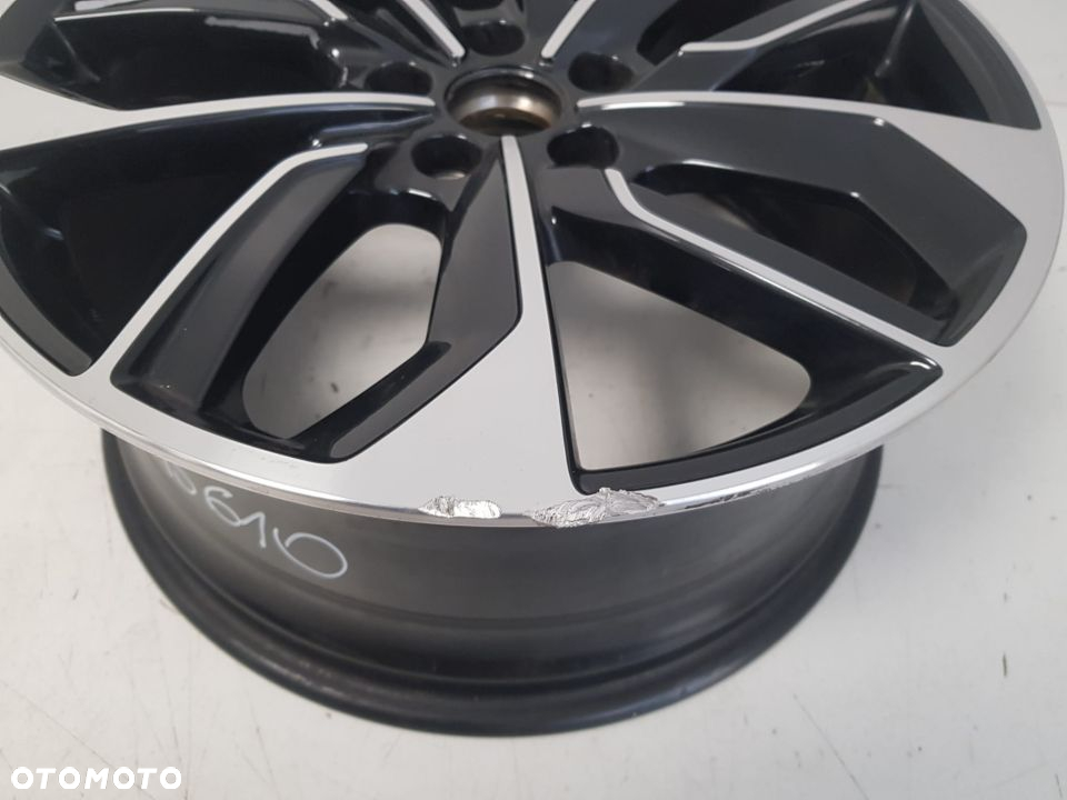 FELGA ALUMINIOWA AUDI SPORT AUDI A3 S3 RS3 8Y0601025S 8.0Jx19H2 19 ET49 - 4