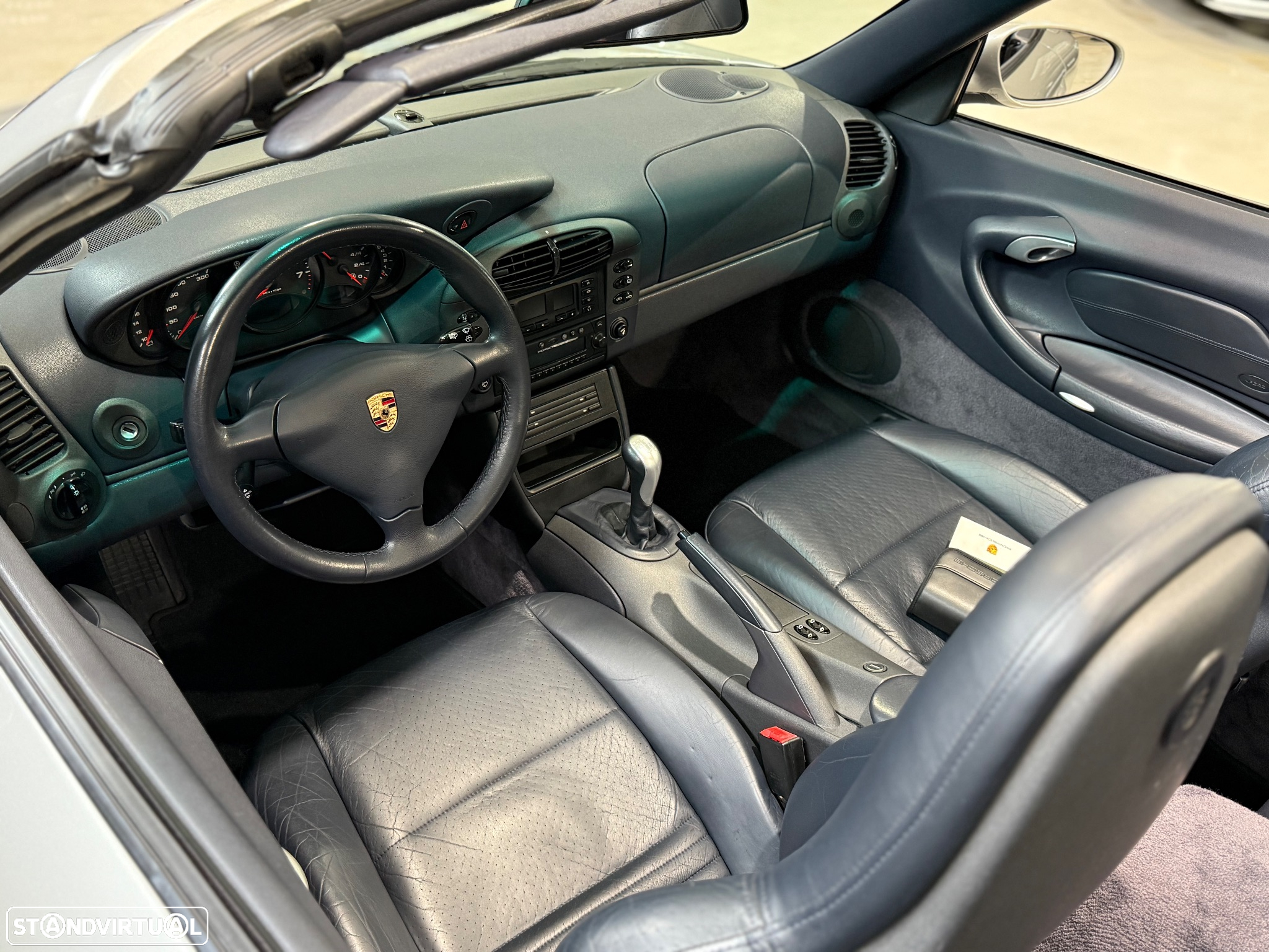 Porsche 911 Série F - 17