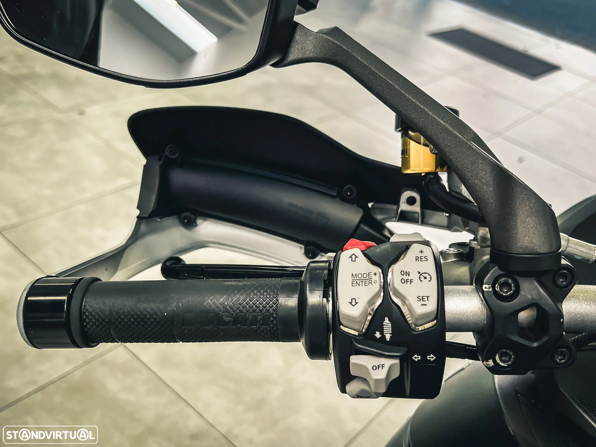 Ducati Multistrada - 15