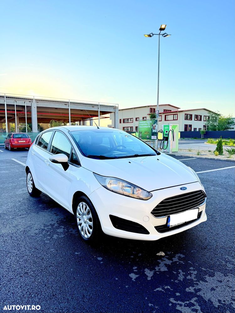 Ford Fiesta 1.5 TDCi Ambiente - 3