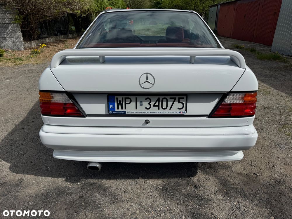 Mercedes-Benz W124 (1984-1993) - 17