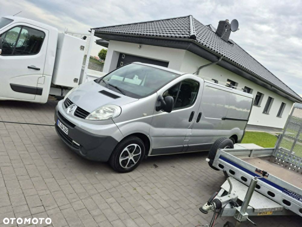 Renault Trafic Long - 1