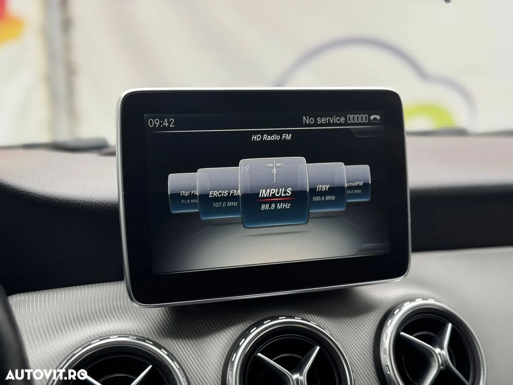 Mercedes-Benz GLA 200 (CDI) d 4Matic 7G-DCT - 36