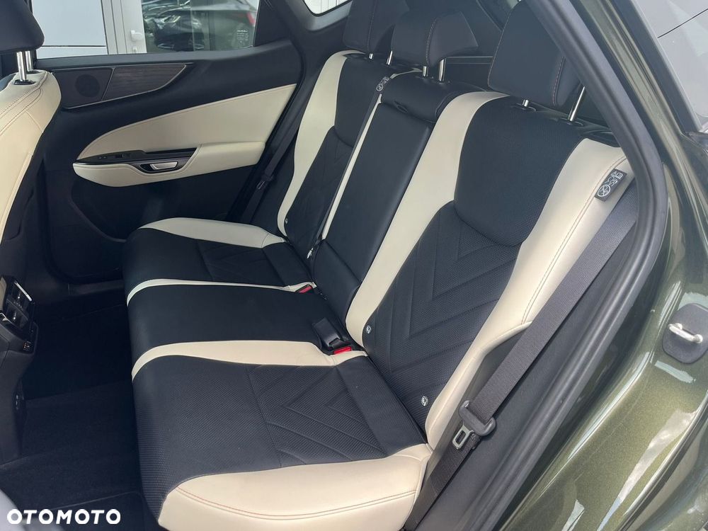 Lexus NX 350h Omotenashi AWD - 7