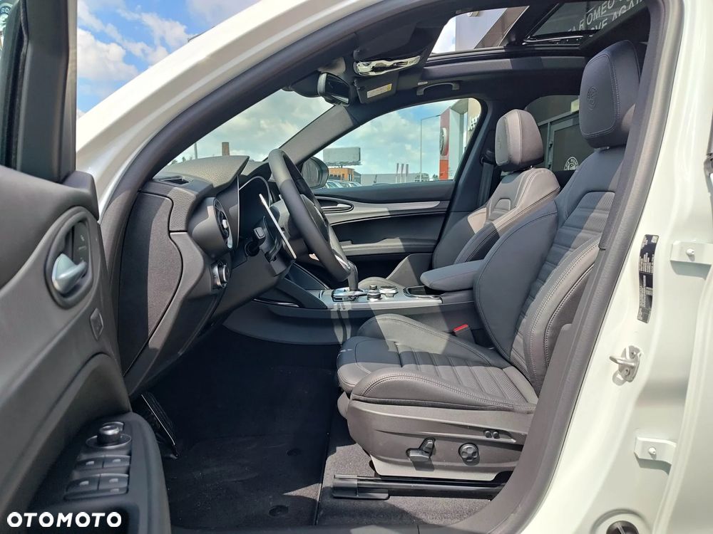 Alfa Romeo Stelvio 2.0 Turbo Veloce Q4 - 10
