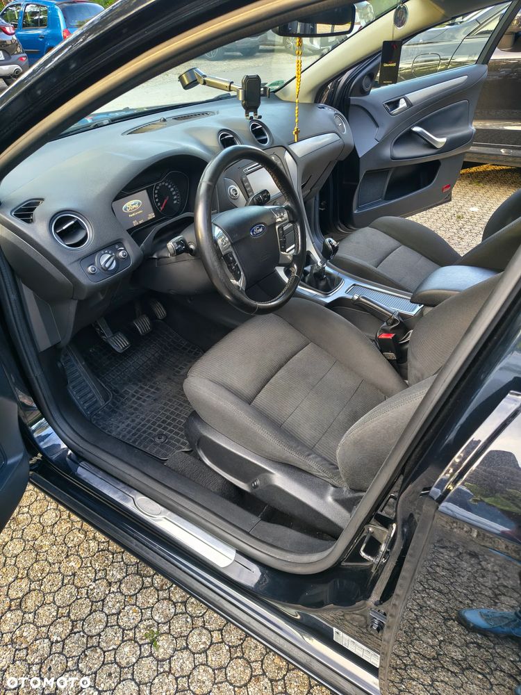 Ford Mondeo 1.6 T Titanium - 19
