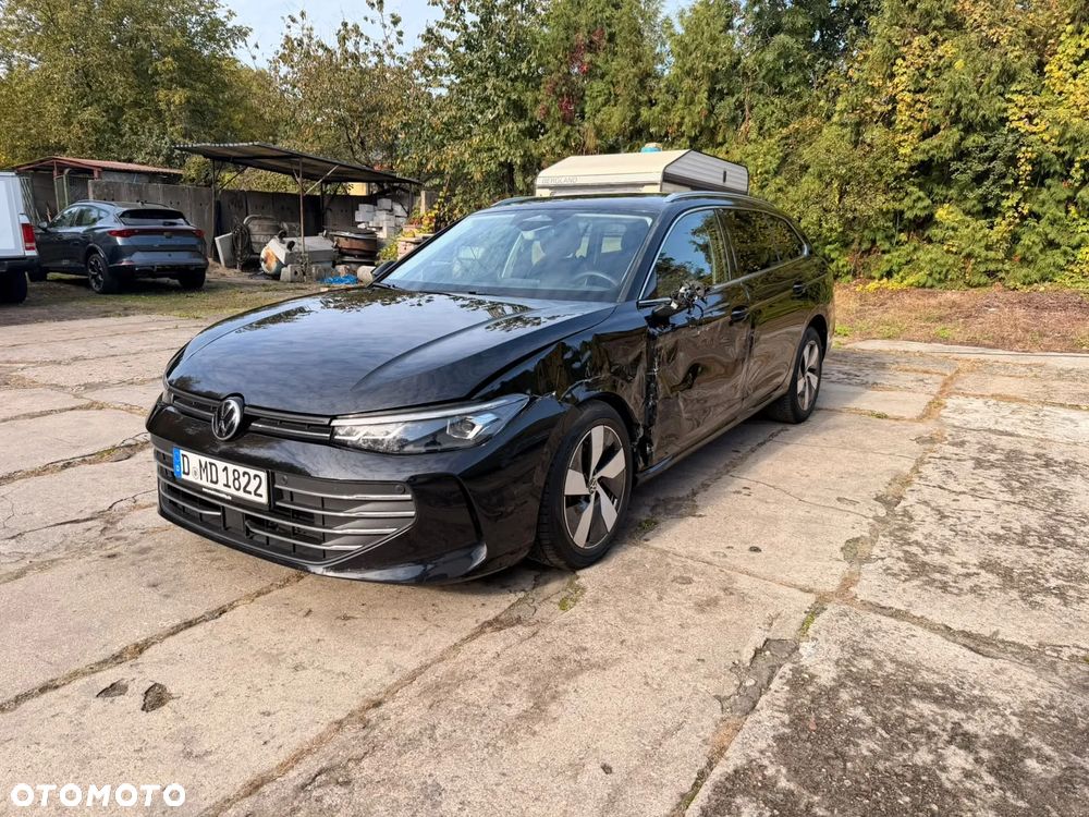 Volkswagen Passat 2025 photo 2