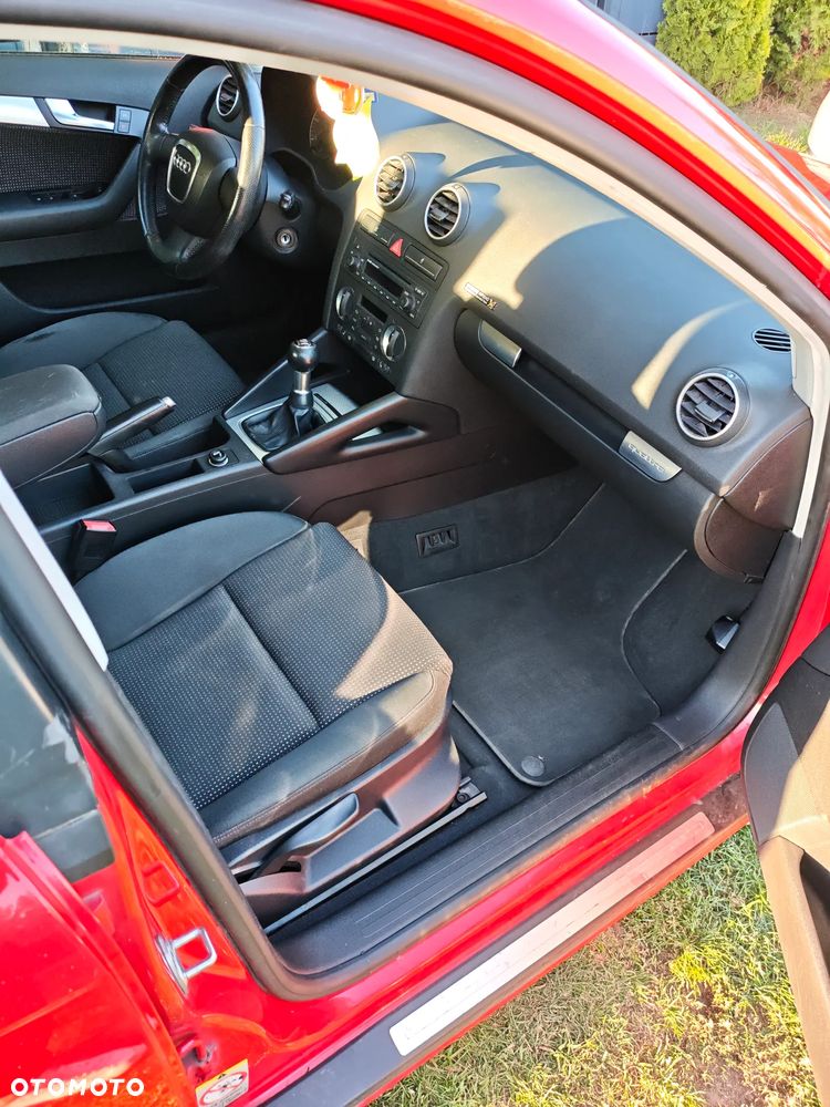 Audi A3 Sportback - 8