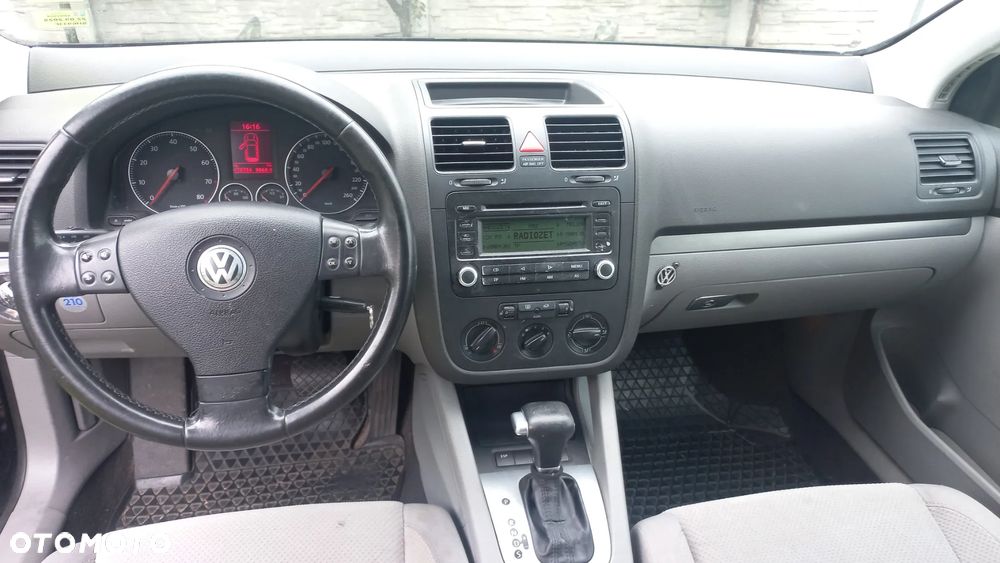 Volkswagen Golf 1.6 Sportline Tiptr - 10