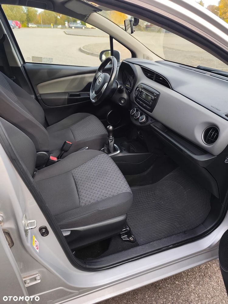 Toyota Yaris - 5