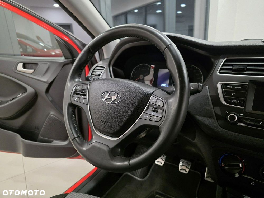 Hyundai i20 blue 1.4 Active Select - 17