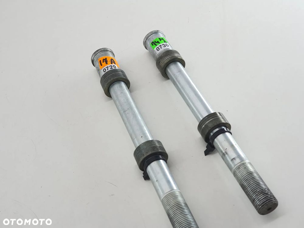 KAWASAKI ER-6F 650 05-08 OŚKA OŚ PRZÓD - 2