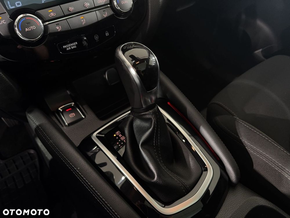 Nissan Qashqai - 30
