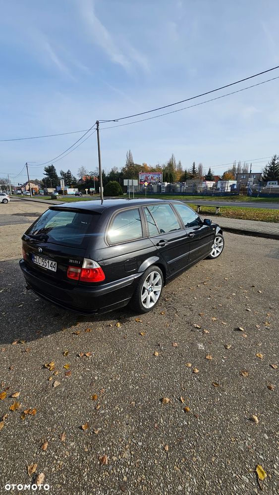 BMW Seria 3 316i Touring - 12