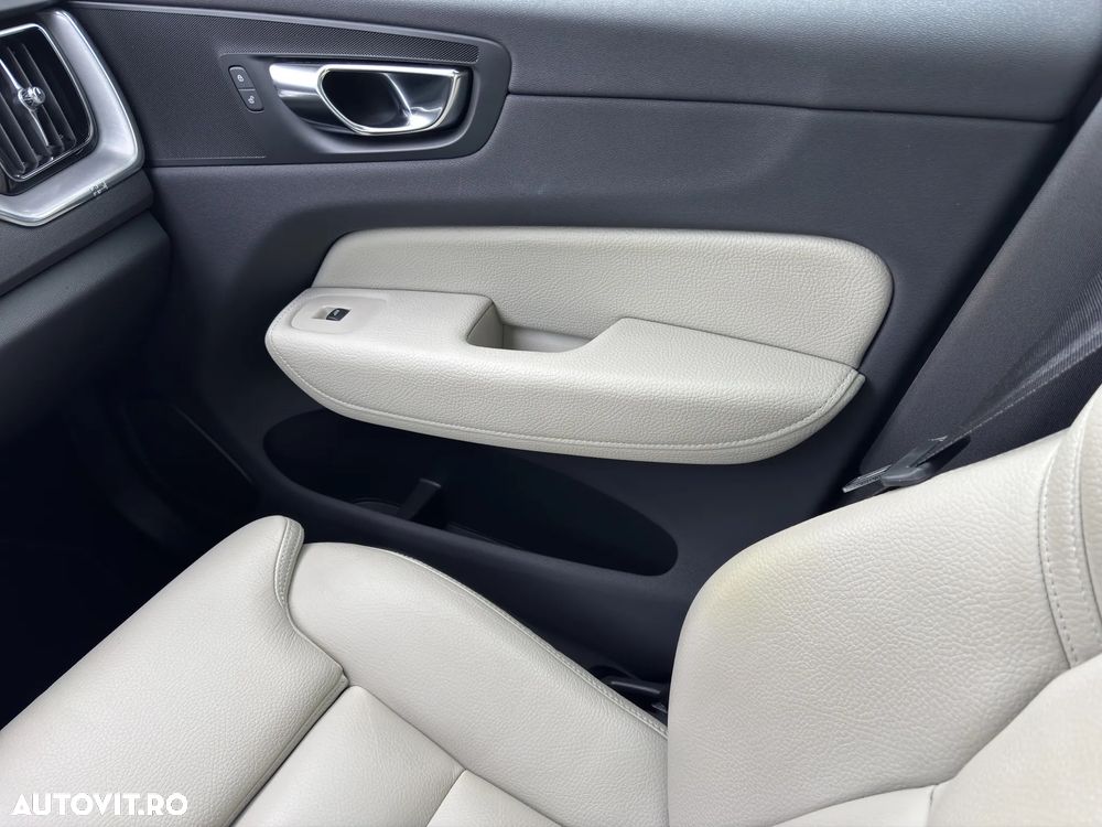 Volvo XC 60 T8 Twin Engine AWD Inscription - 20
