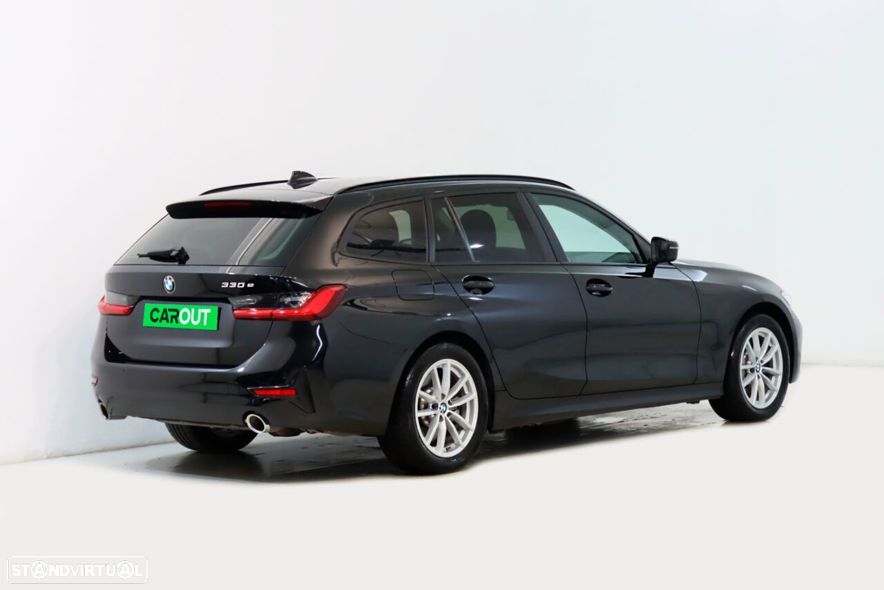 BMW 330 e Touring Corporate Edition Auto - 2