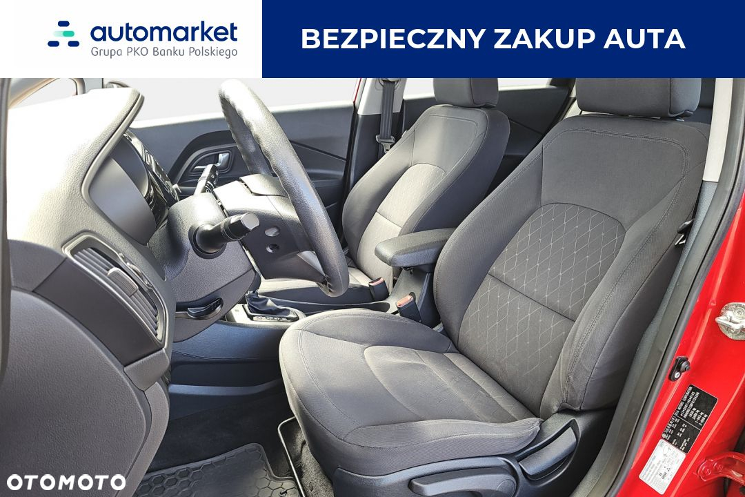 Kia Rio 1.4 L - 11