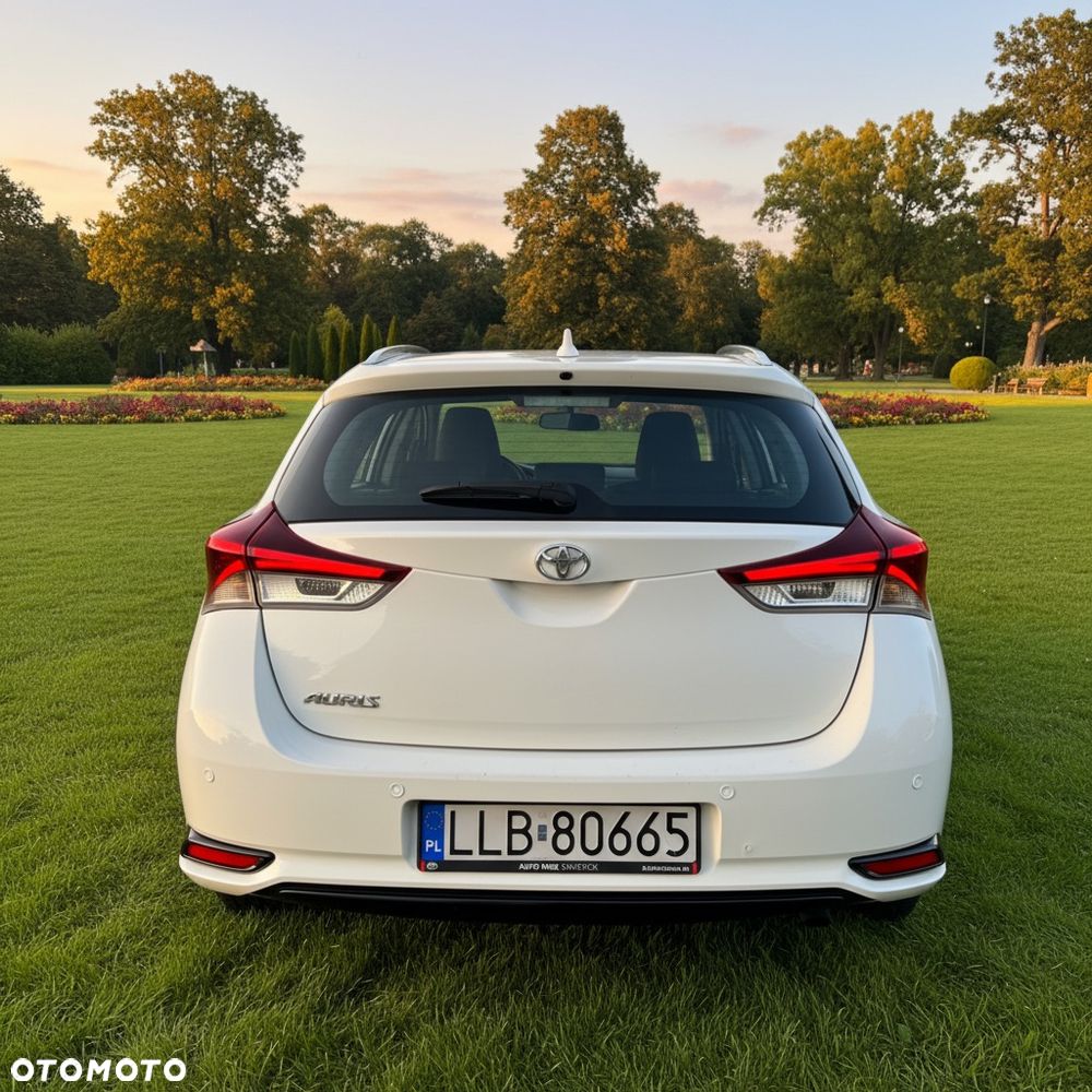 Toyota Auris 1.6 Classic Plus - 4