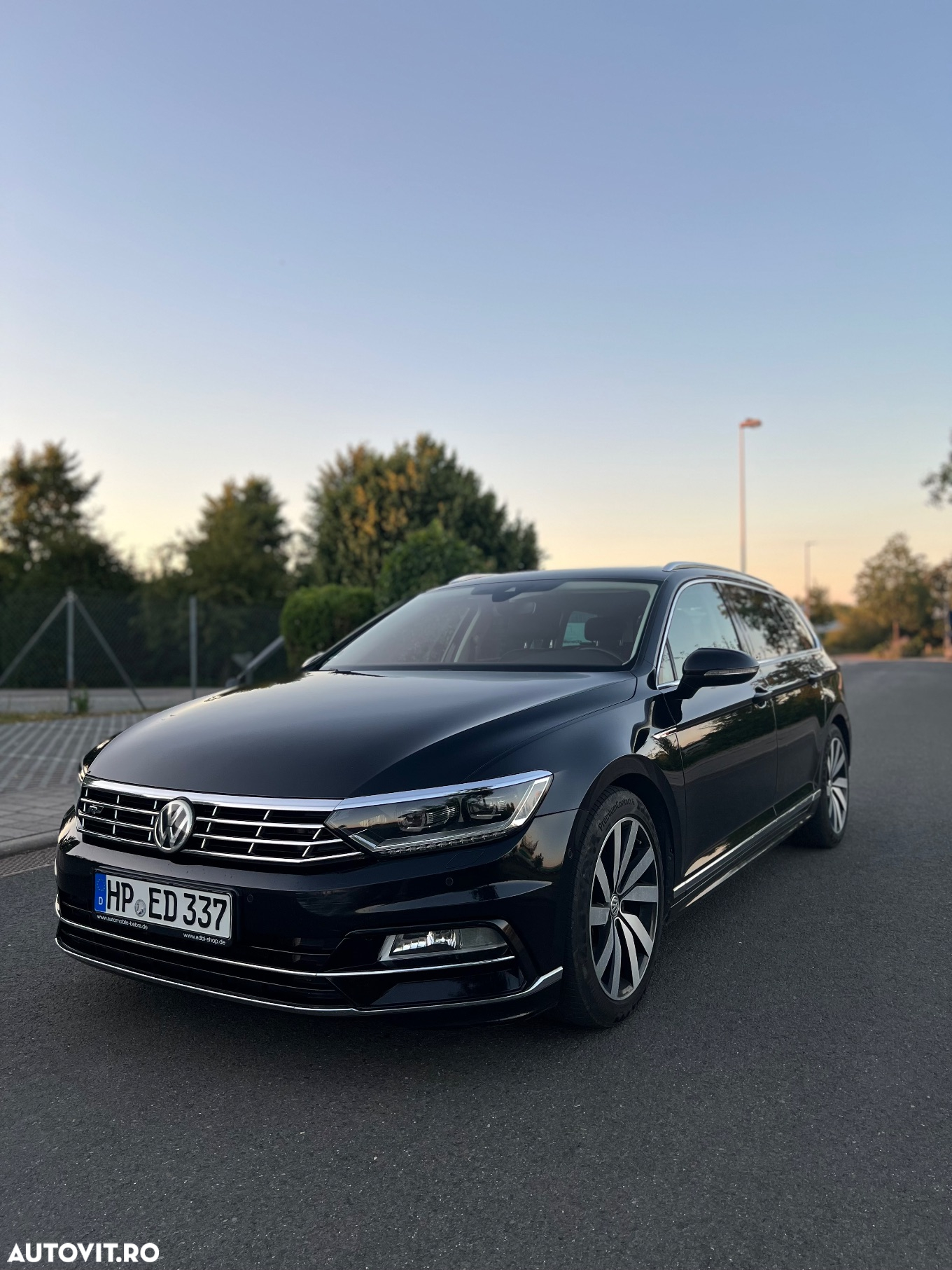 Volkswagen Passat Variant 2.0 TDI DSG 4Motion Highline - 2
