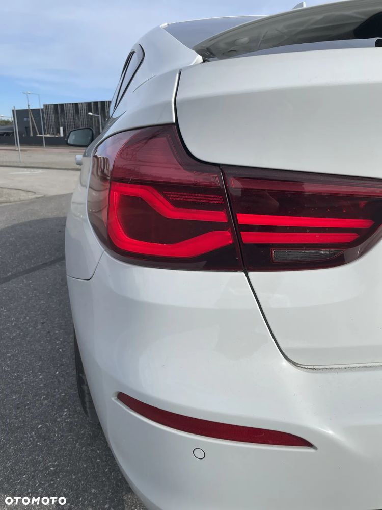 BMW 3GT 320i Luxury Line sport - 16