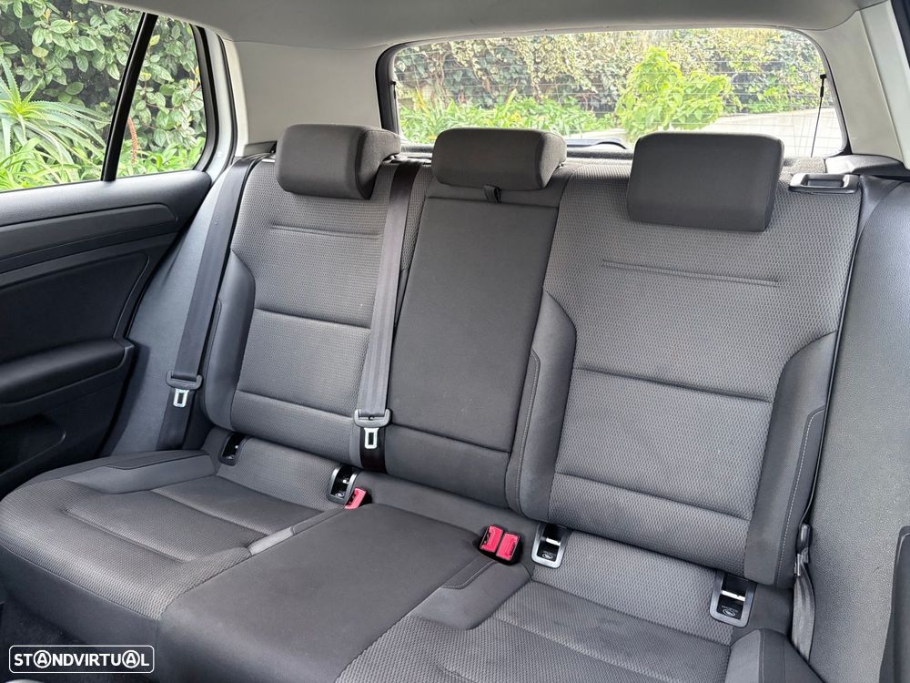 VW e-Golf AC/DC - 50