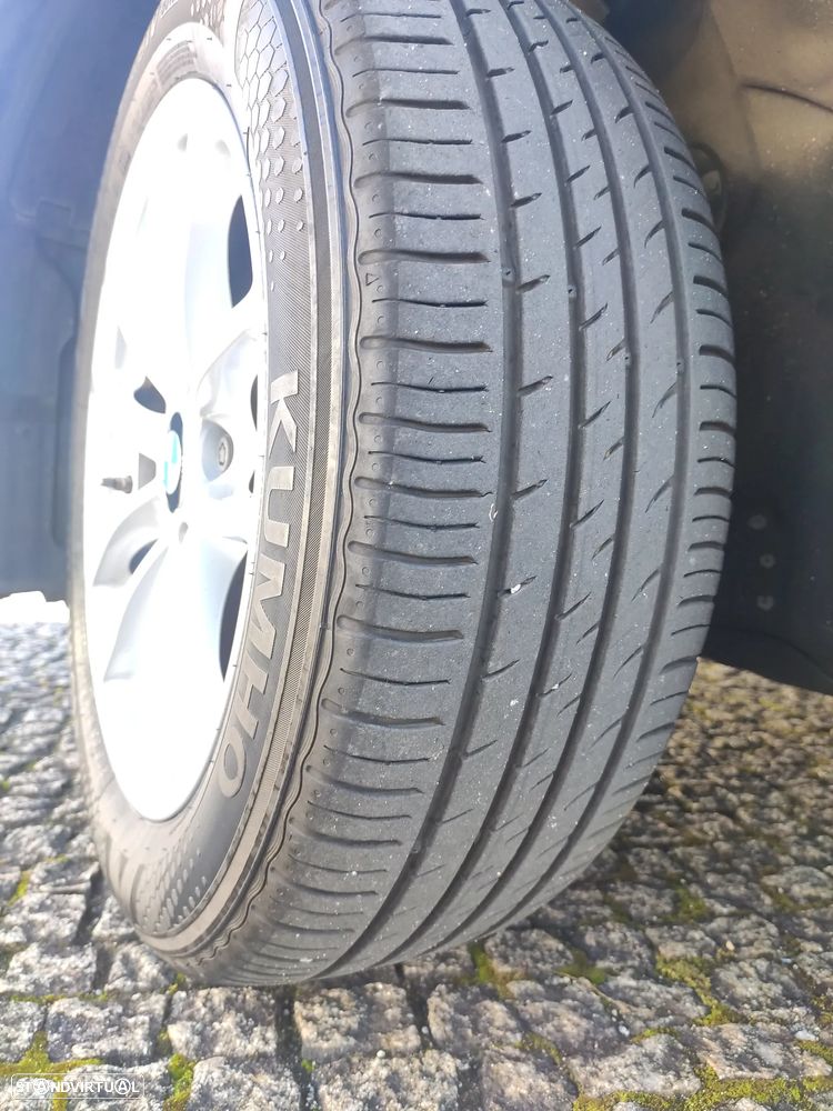 BMW 116 d Aut. Advantage - 8