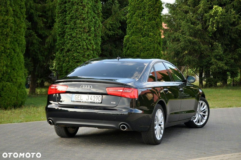 Audi A6 - 6