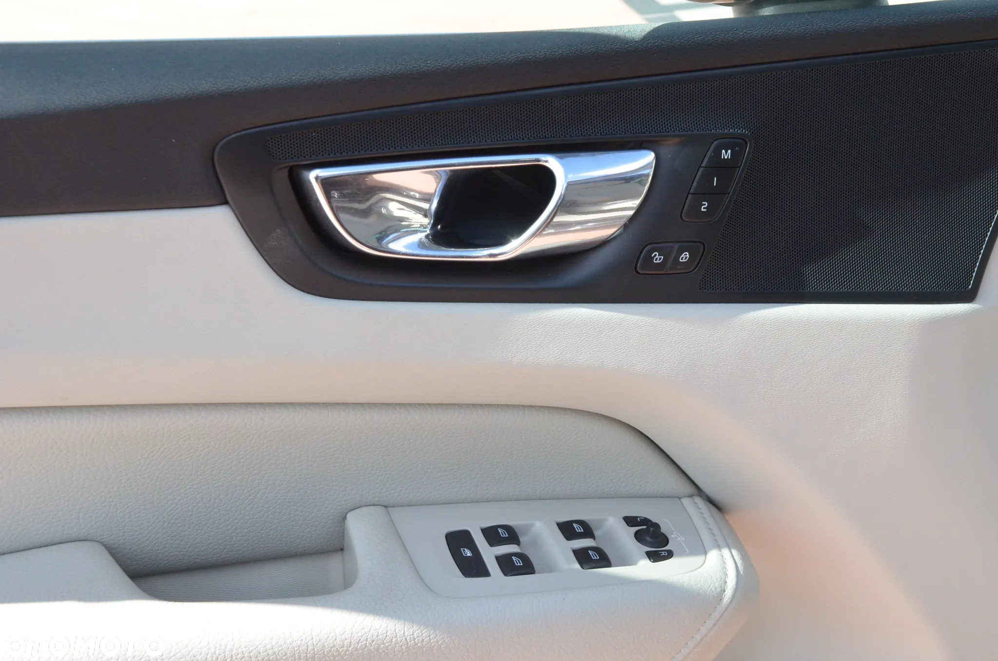Volvo XC 60 T5 AWD Inscription - 26
