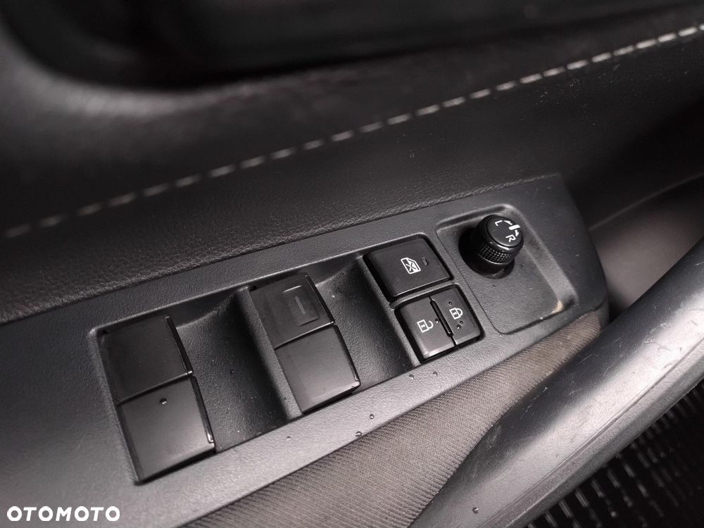 Toyota Corolla - 21