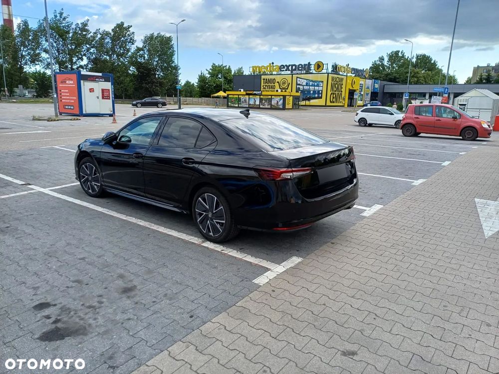 Skoda Superb 2.0 TSI Sportline DSG - 5