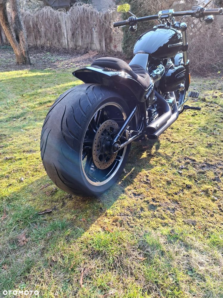 Harley-Davidson FXSB Breakout - 9