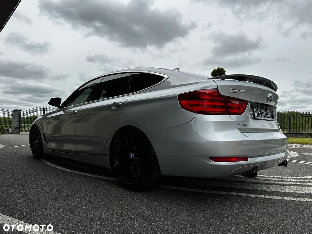BMW 3GT 335i xDrive Sport Line - 13