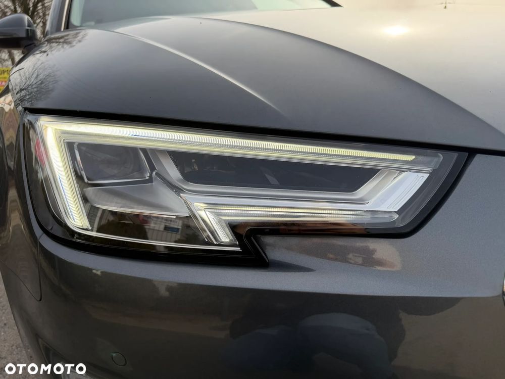 Audi A4 Limousine 40 TFSI Sport S tronic - 14