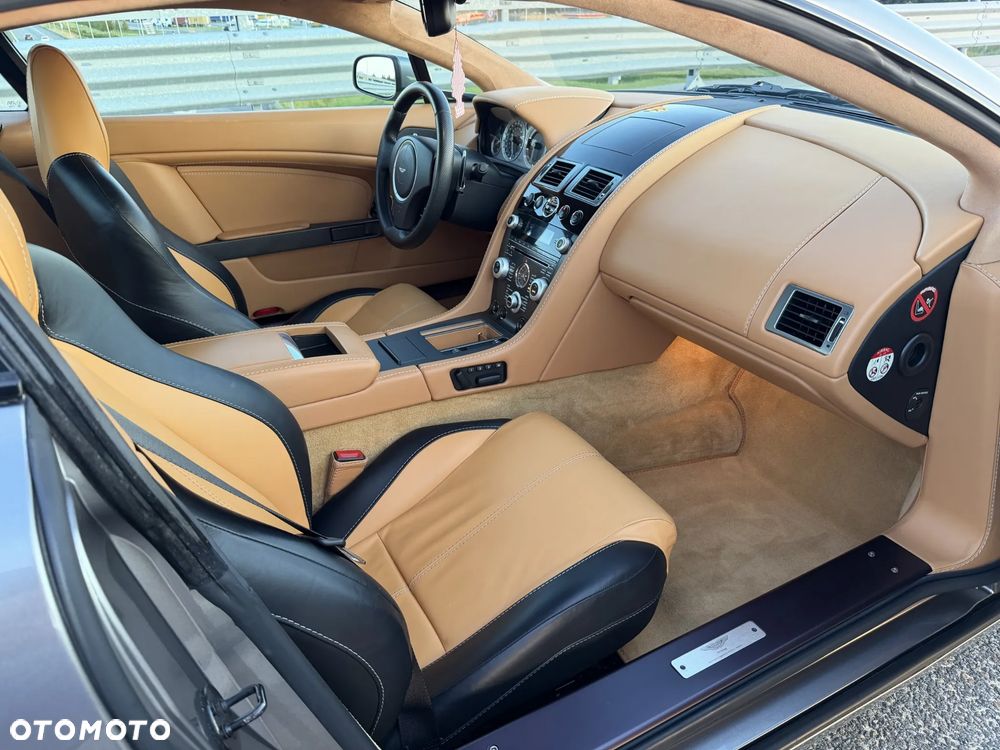 Aston Martin V8 Vantage 4,7 SportShift - 11