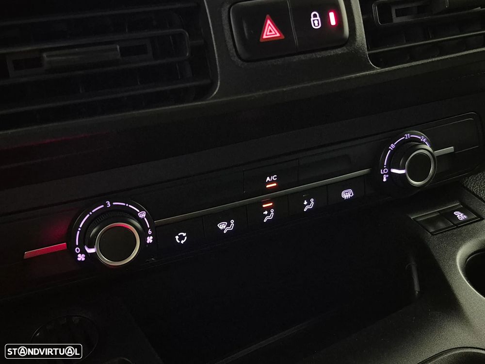 Peugeot Partner 1.6HDI LONGA - 100CV - Premium | GARANTIA | 3 LUG - 26