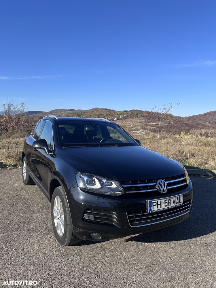 Volkswagen Touareg - 1