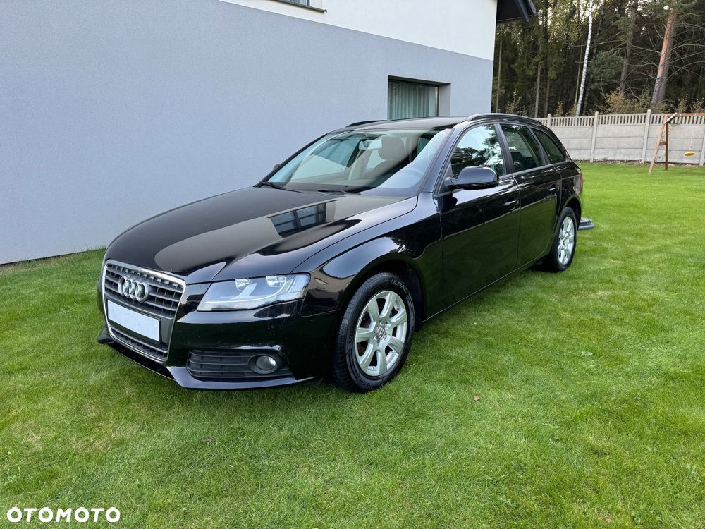 Audi A4 - 1
