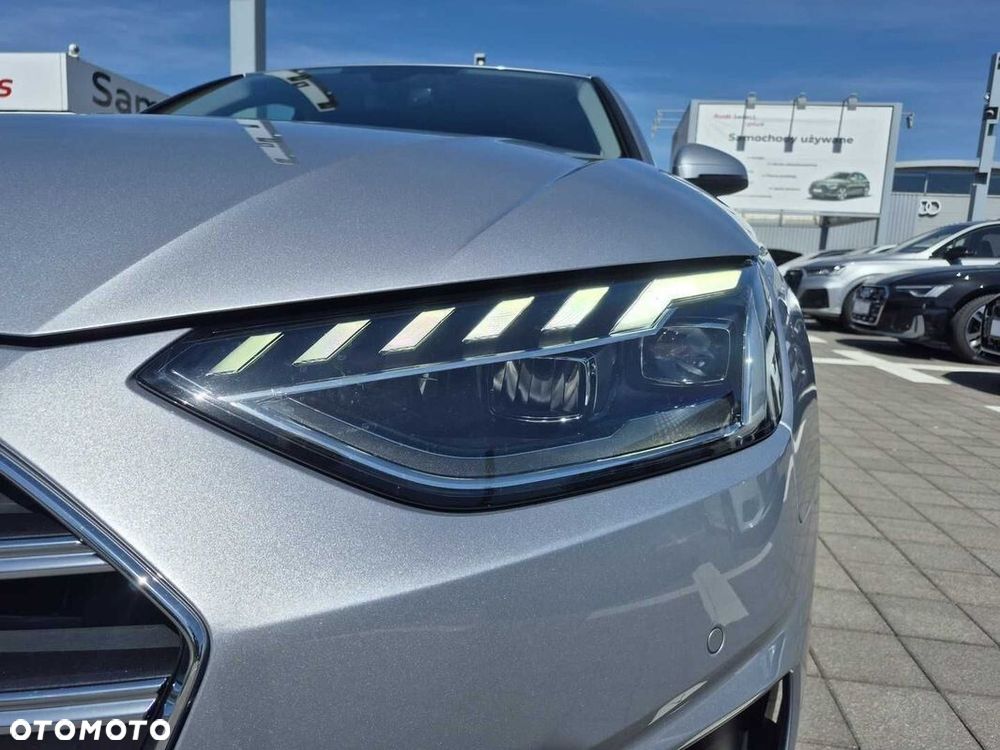 Audi A4 Limousine - 10