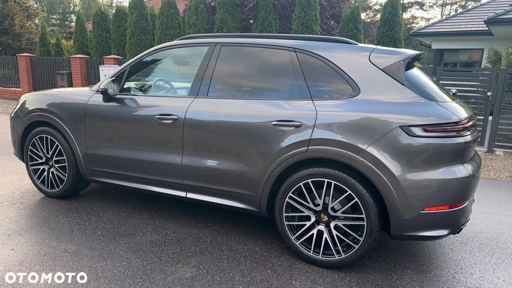 Porsche Cayenne - 3