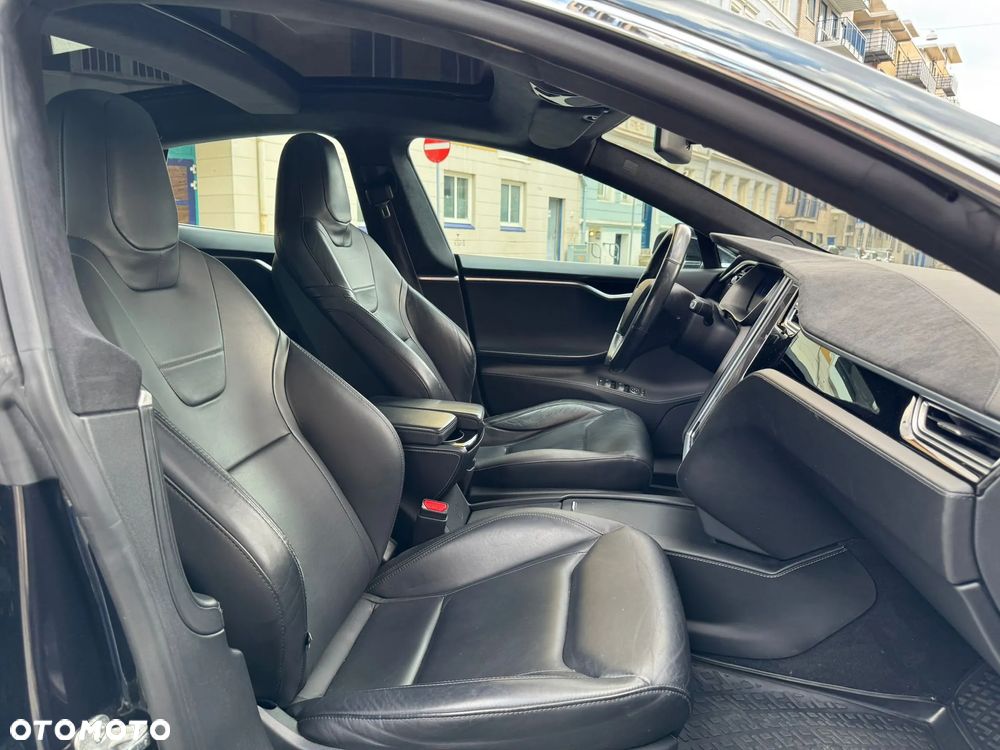 Tesla Model S Long Range Plus - 15