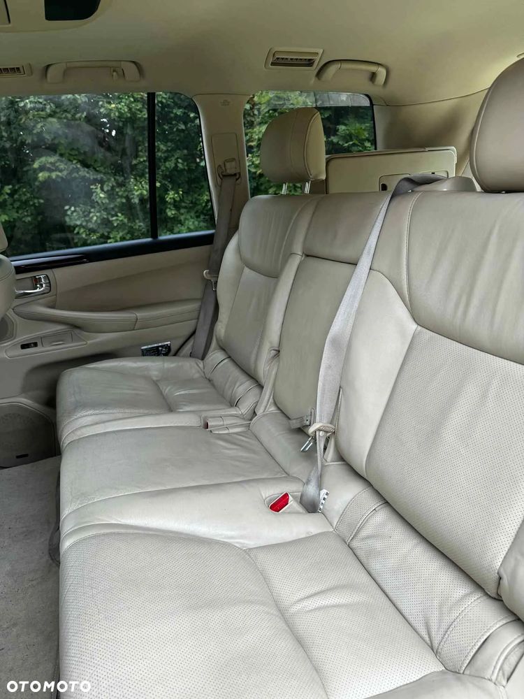 Lexus LX 570 - 14