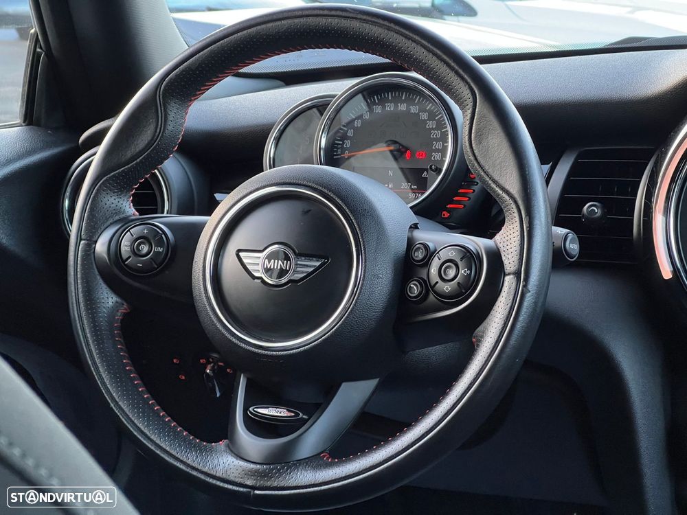 MINI 3 Portas Cooper D - 26