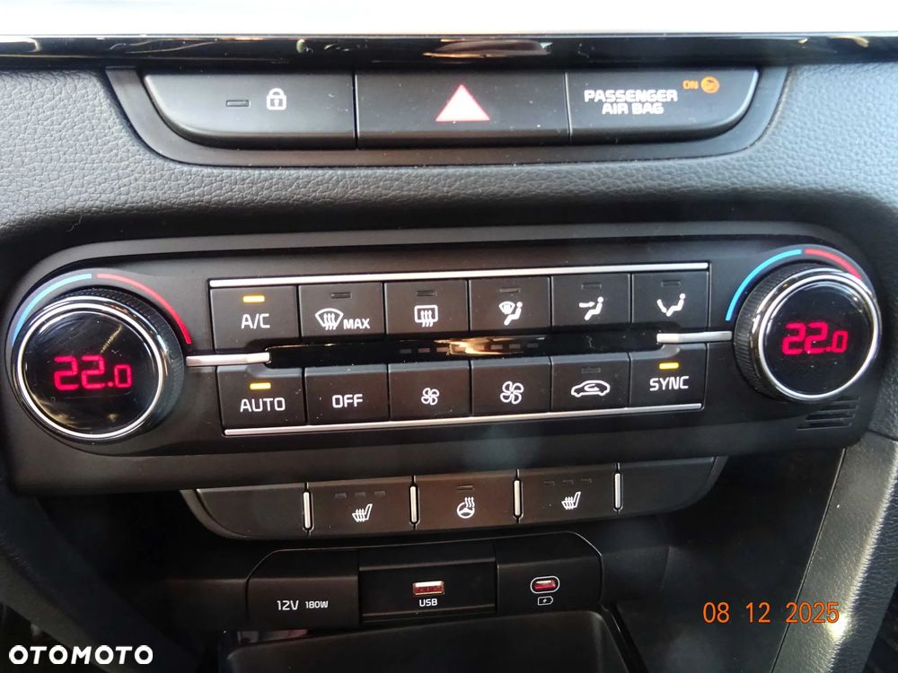 Kia Ceed 1.5 T-GDI Business Line DCT - 23