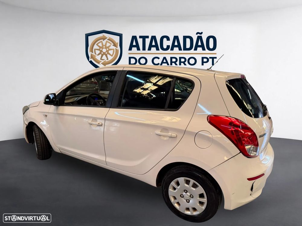 Hyundai i20 - 10